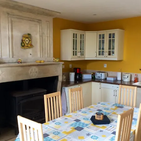 Maison De 3 Chambres Avec Jardin Clos Et Wifi A Bonnet Sur Gironde Prázdninový dům Saint-Bonnet-sur-Gironde