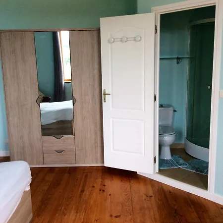Prázdninový dům Maison De 3 Chambres Avec Jardin Clos Et Wifi A Bonnet Sur Gironde Saint-Bonnet-sur-Gironde