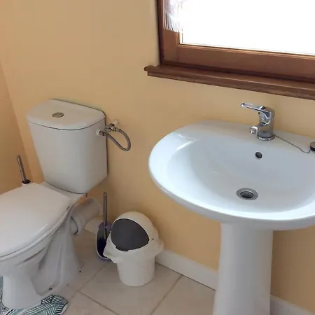 Maison De 3 Chambres Avec Jardin Clos Et Wifi A Bonnet Sur Gironde Prázdninový dům